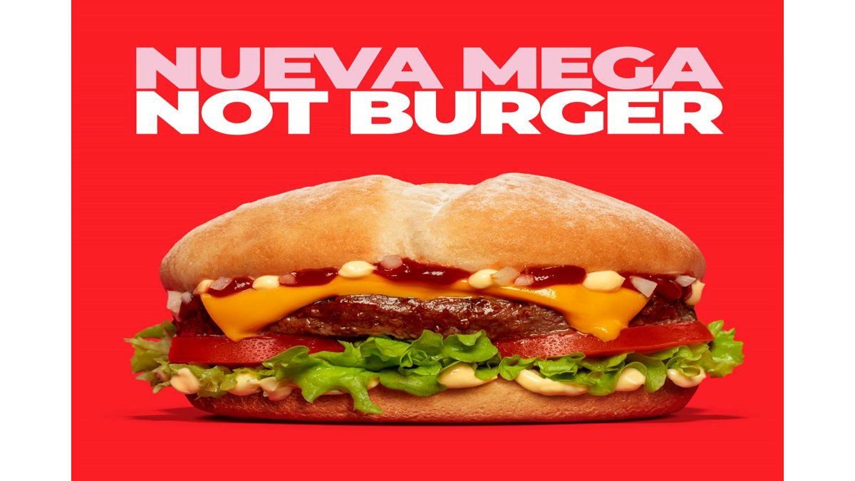 La tendencia que viene creciendo a nivel mundial finalmente llega a Argentina de la mano de Mostaza, en alianza con la compañía NotCo. De esta forma Mostaza se convierte en la primera cadena del país en ofrecer toda una línea de productos sin carne dentro de su menú.
