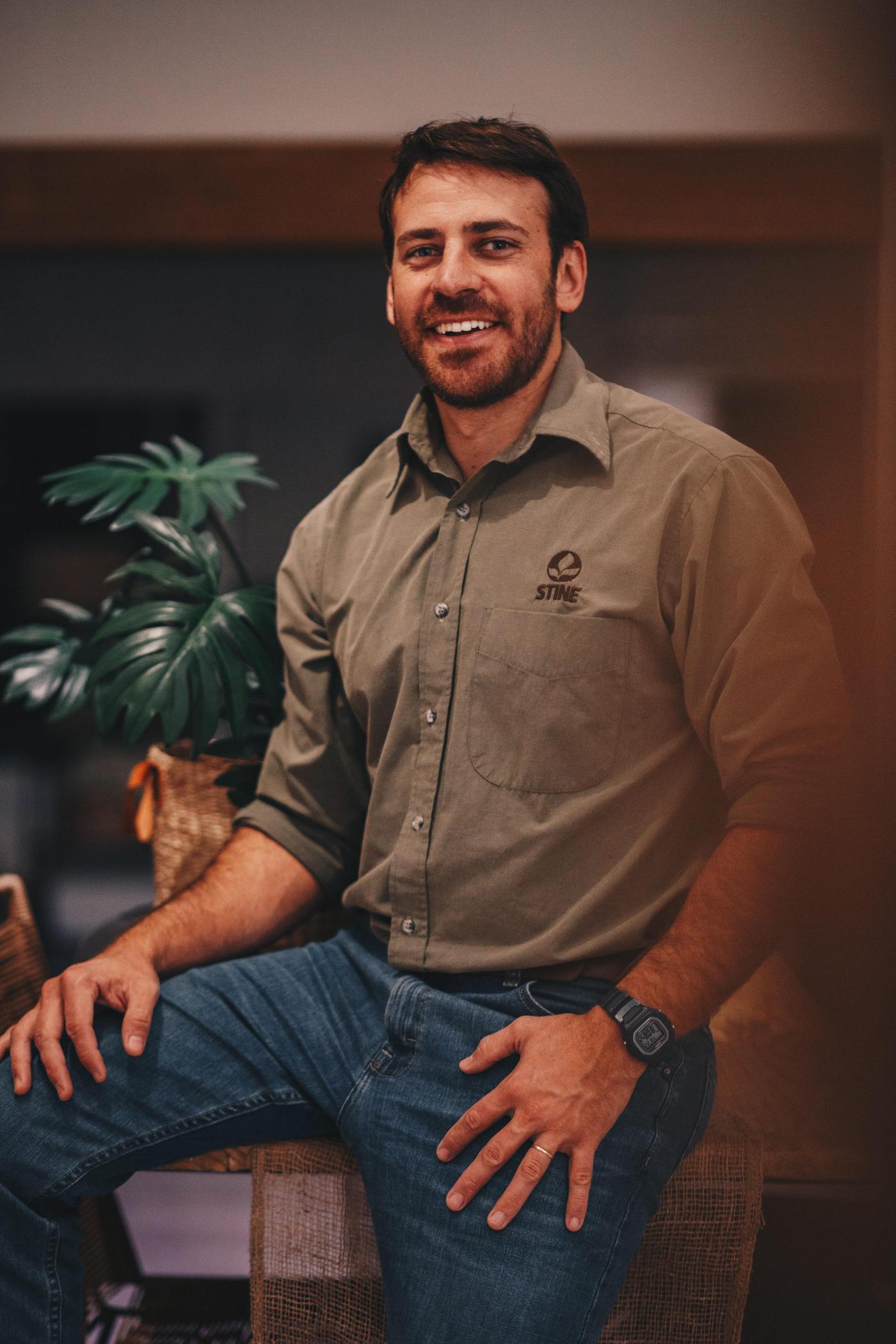 Manuel Rosasco, Gerente de Operaciones de Stine Semillas.