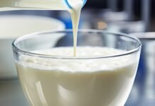Aunque la producción crece, los argentinos compran menos lácteos: el consumo volvió a caer en supermercados La mayor disponibilidad de leche y la competencia entre industrias presionan los precios en un mercado interno que continúa debilitado.