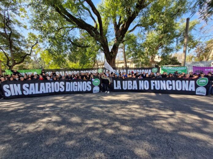 FAUBA-Reclamo salarial