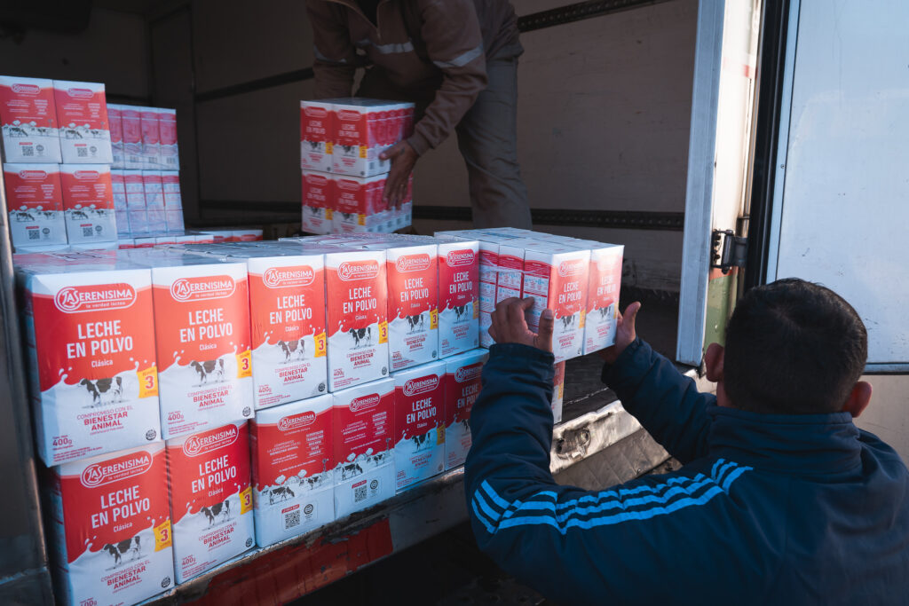 En el marco del Día Mundial de la Leche, Mastellone Hnos. realizará una donación de leche La Serenísima a los comedores y merenderos beneficiarios de Bancos de Alimentos, tal como hizo en 2024.