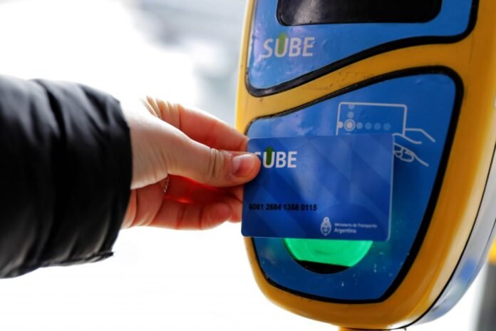 Golpe al bolsillo: el boleto mínimo de colectivo roza los $500 y supera los $1.000 en algunos tramos