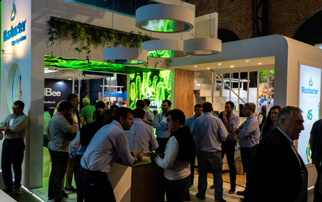 En Aapresid 2025, Rizobacter presentó Balboa y nuevas soluciones biológicas que completan la protección de cultivos desde la siembra hasta el grano, combinando eficacia y sustentabilidad.