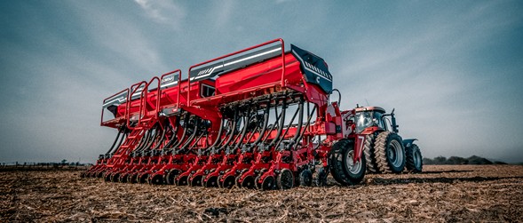 Sembradora Crucianelli con pintura en polvo súper durable