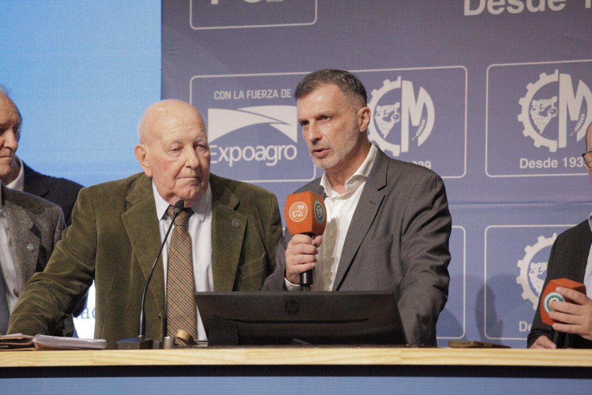 Se realizó la 2º edición del Gran Remate con la fuerza de Expoagro y bajo el martillo de Colombo y Magliano. La subasta superó la primera edición y alcanzó muy buenos valores.