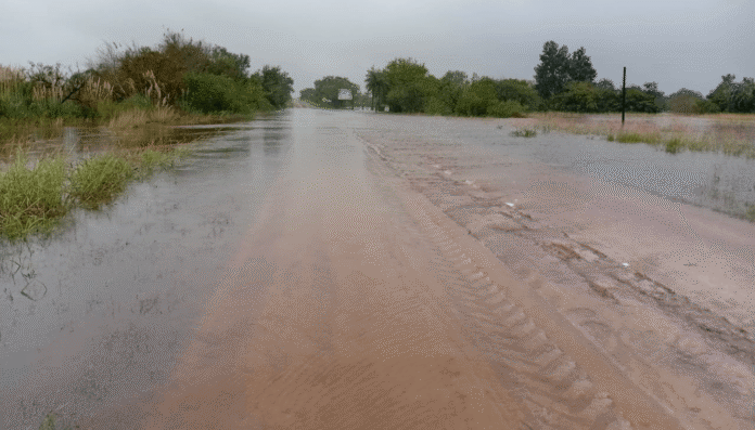 camino inundado santa fe