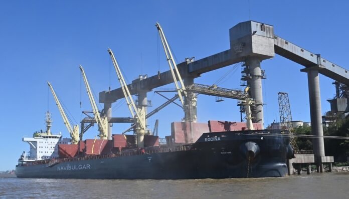 puerto agroexportacion barco buque hidrovia