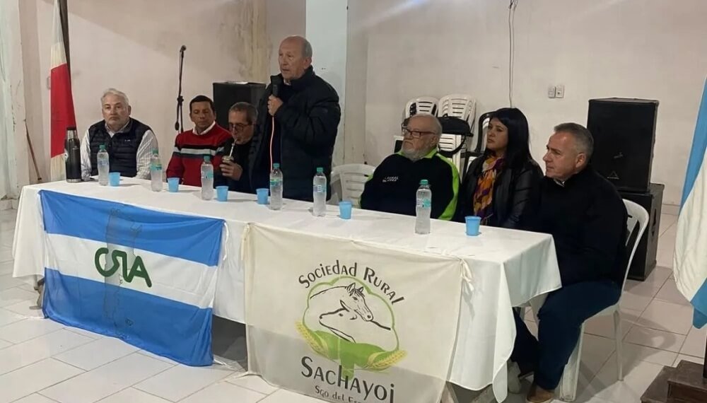 Comitiva de CRA durante la gira por el norte argentino