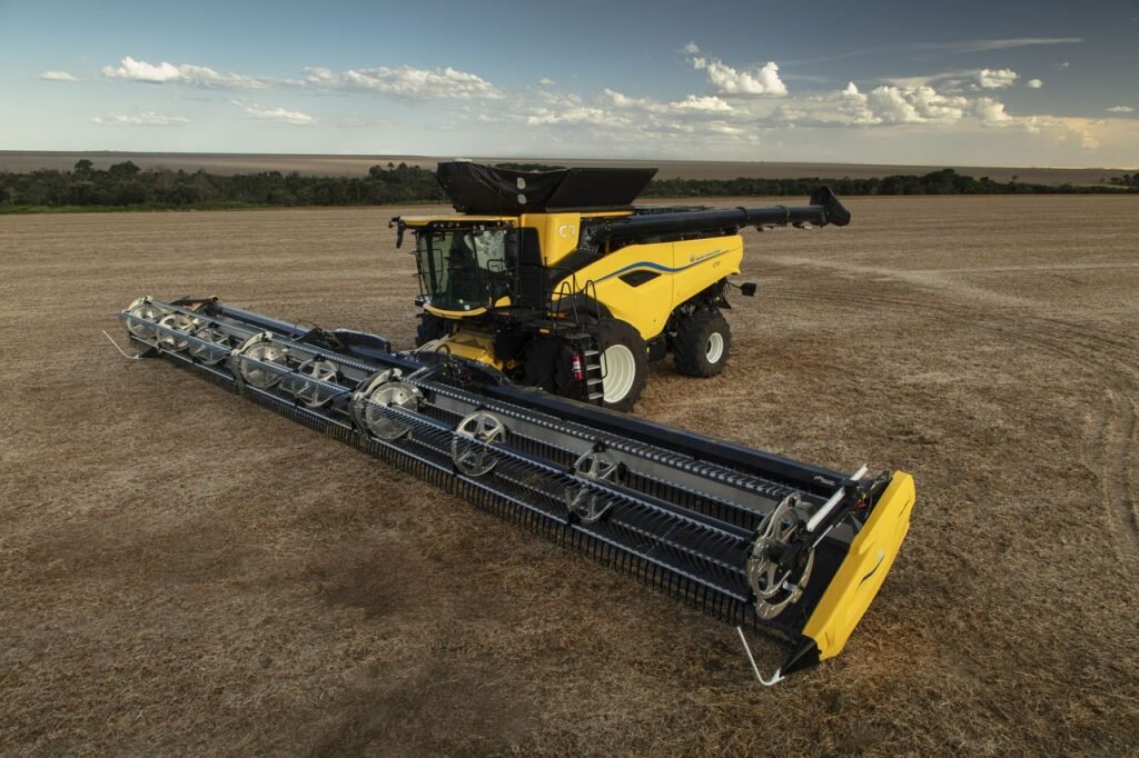 La nueva CR11 llega a Argentina como la cosechadora de mayor capacidad desarrollada por New Holland.
