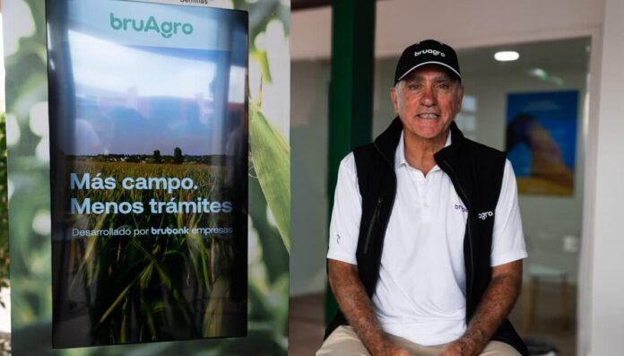 Rogelio Rhul uno de los primeros usuarios de BruAgro