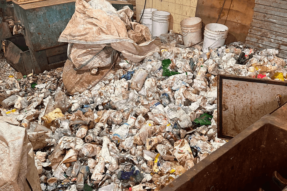 Clausuran una empresa con graves irregularidades en el manejo de envases de fitosanitarios 1 envases vacios rio 4