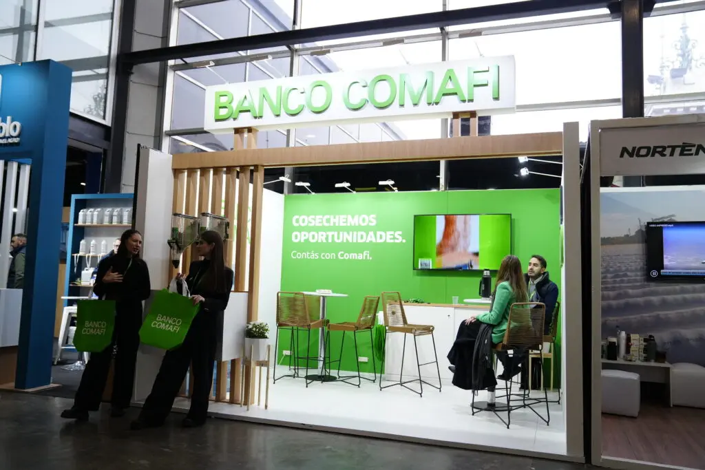 Once entidades bancarias públicas y privadas arribarán al Congreso Aapresid organizado con la fuerza de Expoagro. Propuestas, herramientas y tasas competitivas estarán a disposición de productores, contratistas y técnicos del sector.