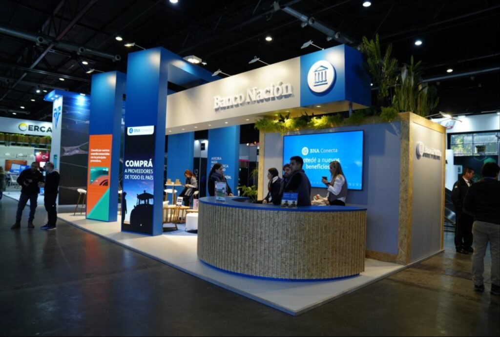 Once entidades bancarias públicas y privadas arribarán al Congreso Aapresid organizado con la fuerza de Expoagro. Propuestas, herramientas y tasas competitivas estarán a disposición de productores, contratistas y técnicos del sector.