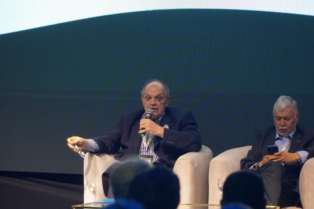 En un panel exclusivo, los máximos directivos de los Institutos Nacionales de Investigación Agropecuaria (INIAs) de Argentina, Chile, Uruguay, Brasil y Paraguay abordaron los desafíos de escalar la innovación en el agro.