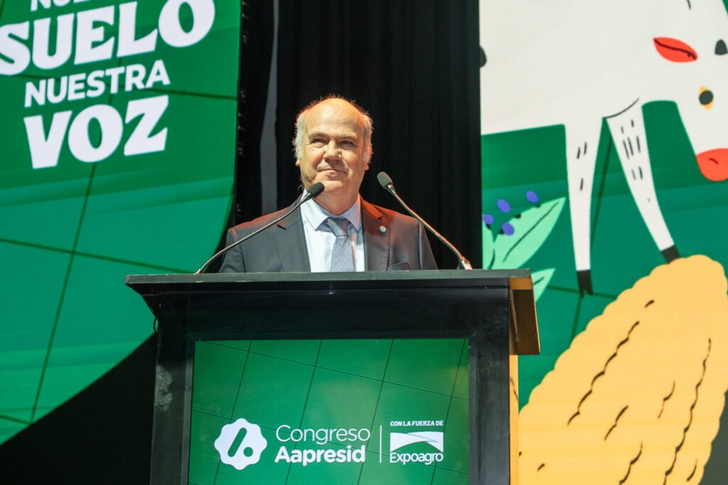 El acto de apertura reunió a autoridades nacionales, provinciales y municipales, referentes del sector agroindustrial, productores, empresas y especialistas.