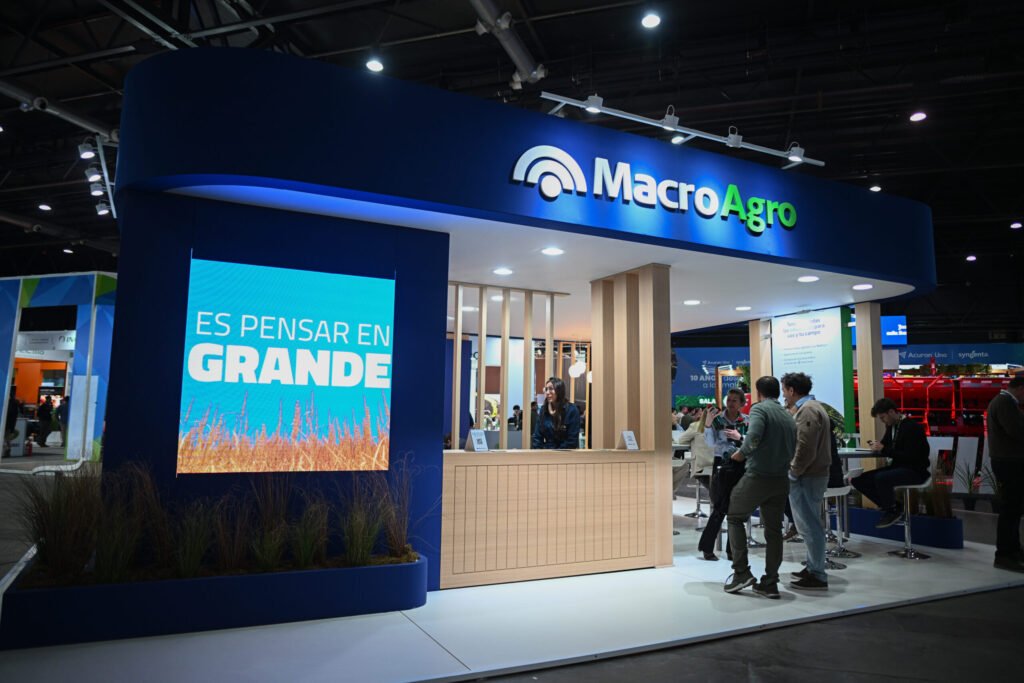 Once entidades bancarias públicas y privadas arribarán al Congreso Aapresid organizado con la fuerza de Expoagro. Propuestas, herramientas y tasas competitivas estarán a disposición de productores, contratistas y técnicos del sector.